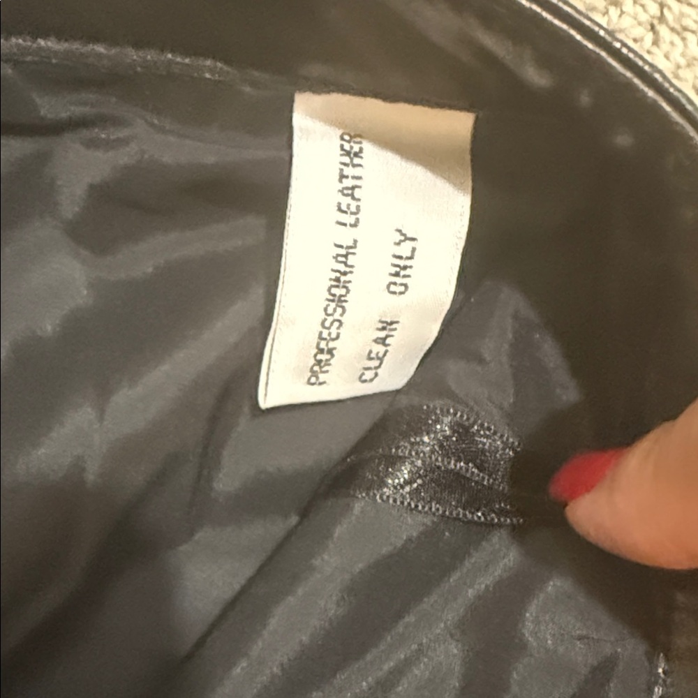Black Leather Straight-Leg Pants - (Brand Not Visible) - Picture 4 of 5